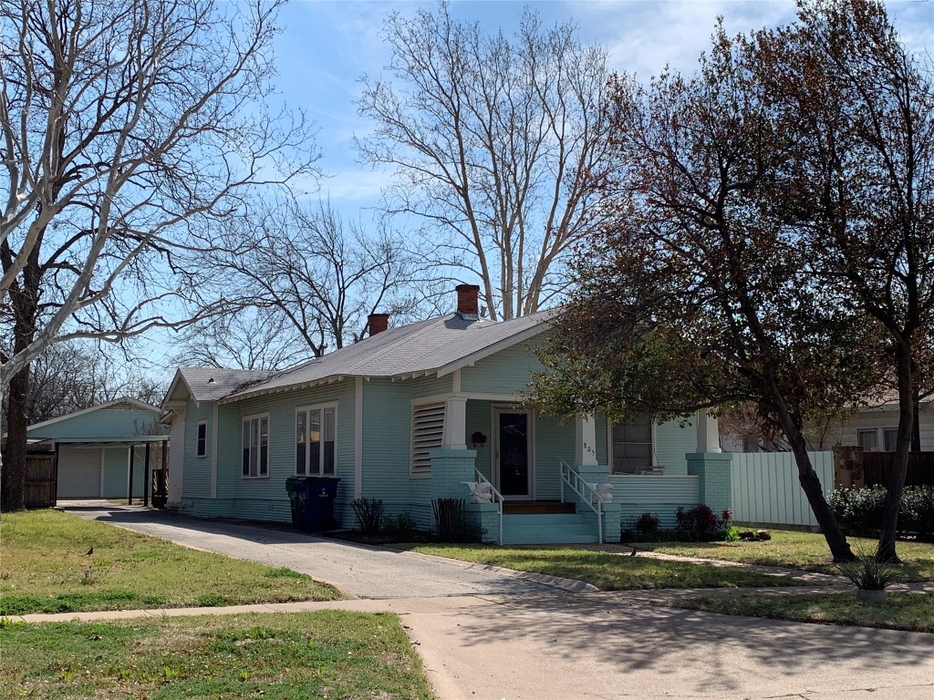 805 Virginia Street Graham TX 76450