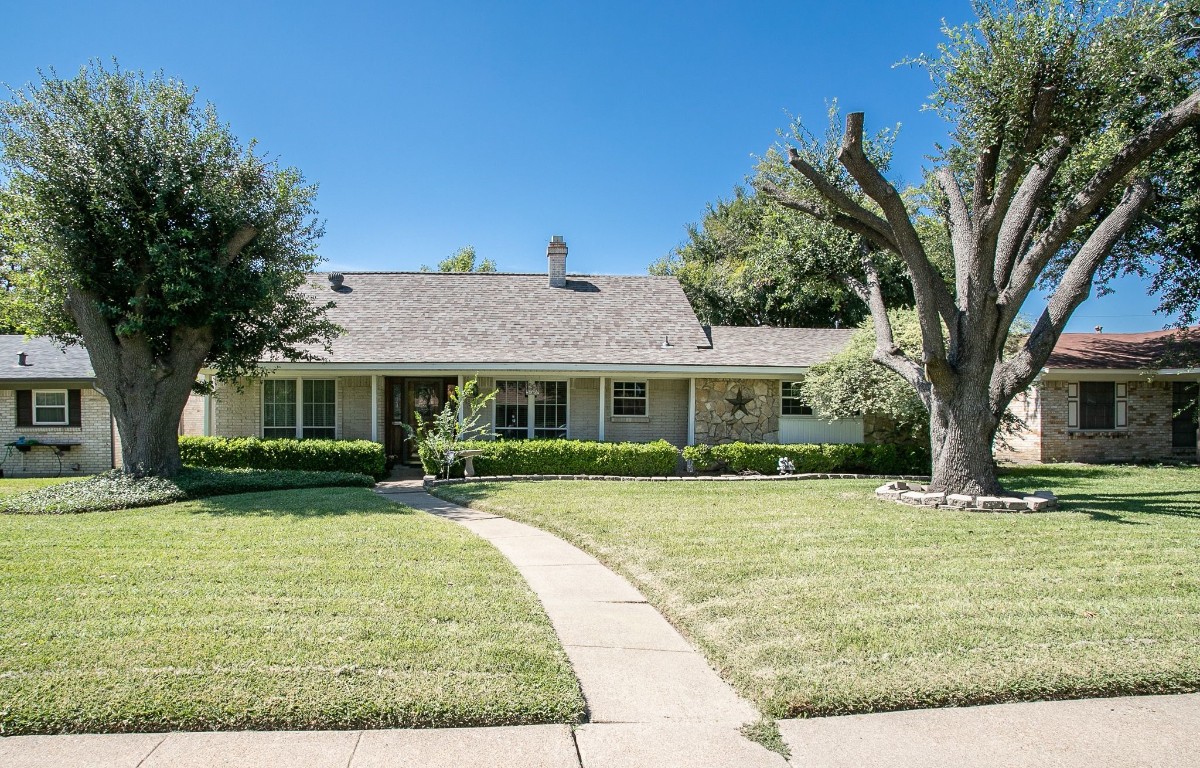 2401 Catalina Drive Mesquite TX 75150
