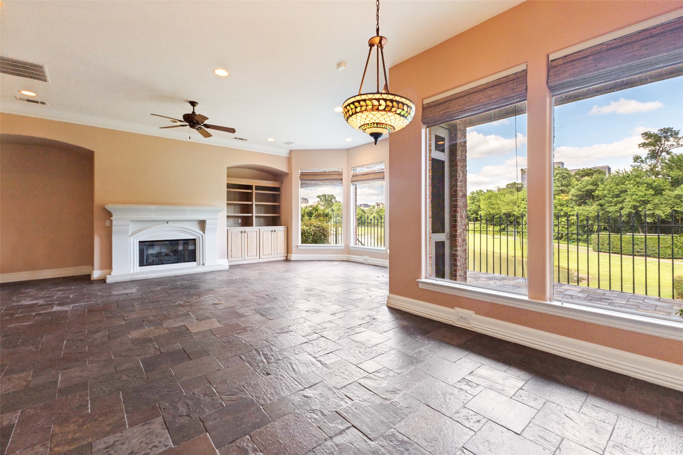 12010 Lueders Lane Dallas TX 75230