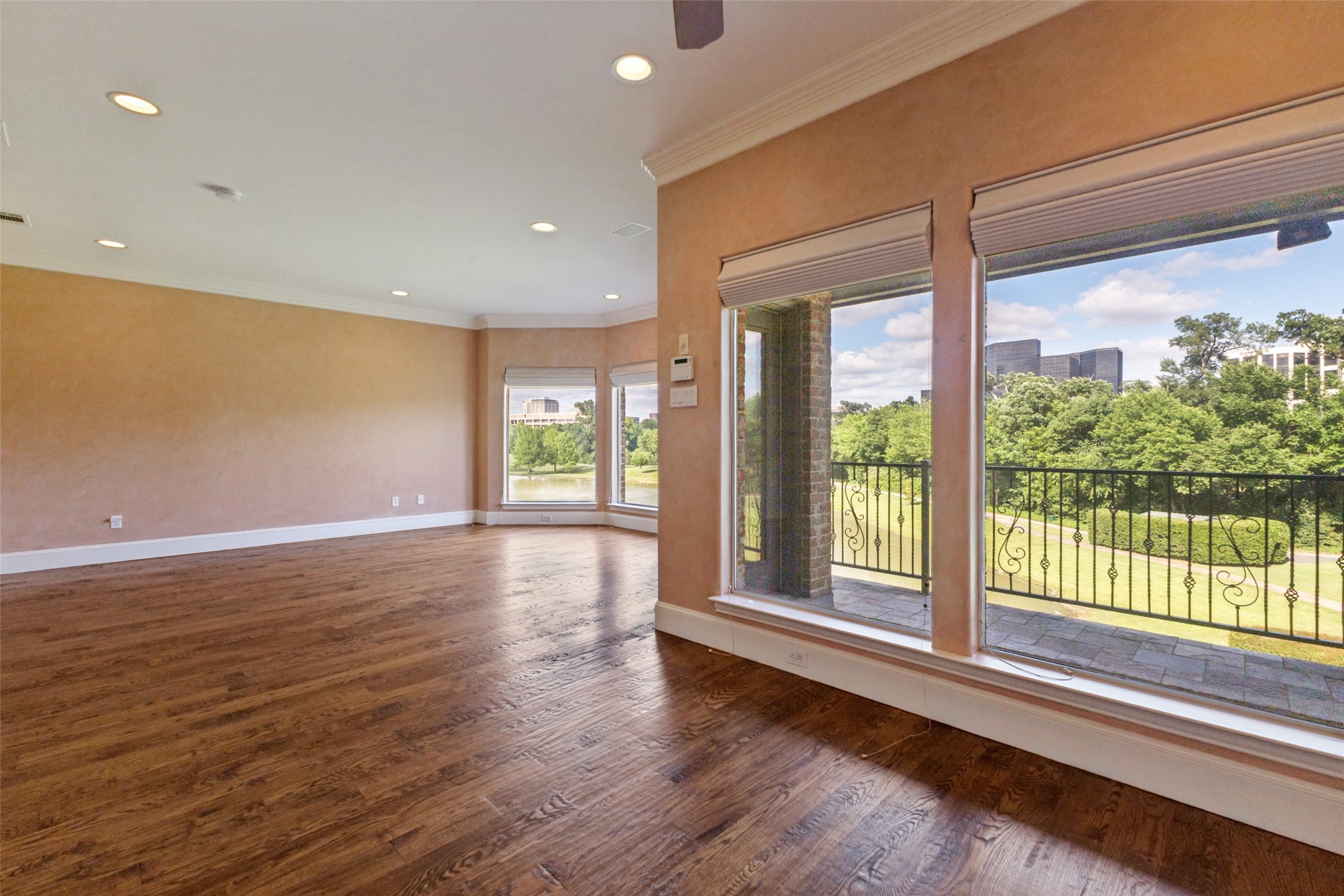 12010 Lueders Lane Dallas TX 75230