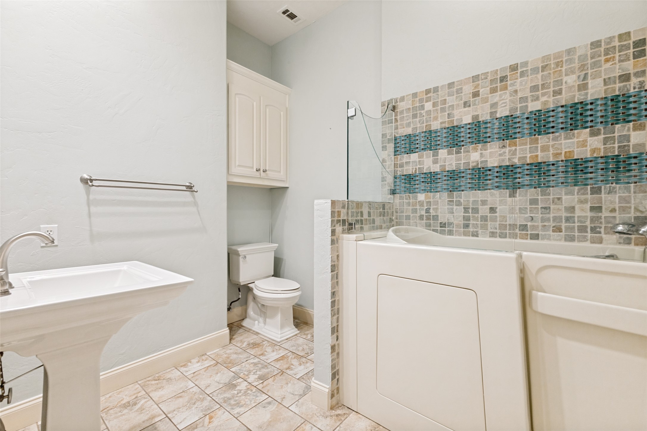 12010 Lueders Lane Dallas TX 75230
