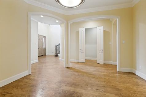 12010 Lueders Lane Dallas TX 75230