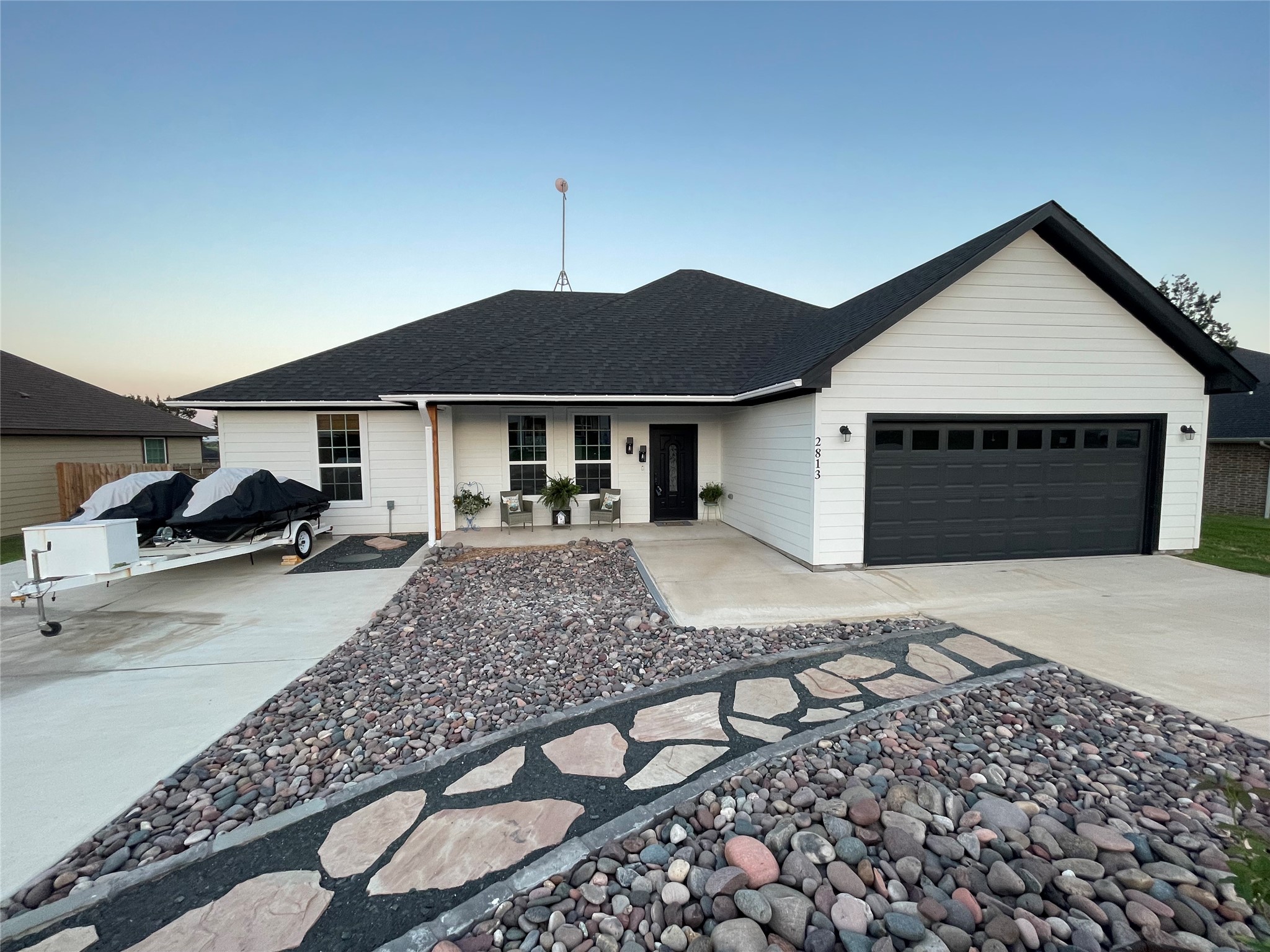 2813 Catfish Court Granbury TX 76048