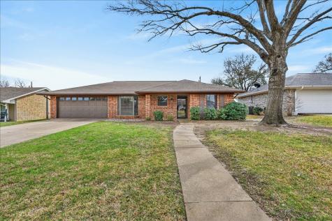 111 Blue Jay Street Stephenville TX 76401