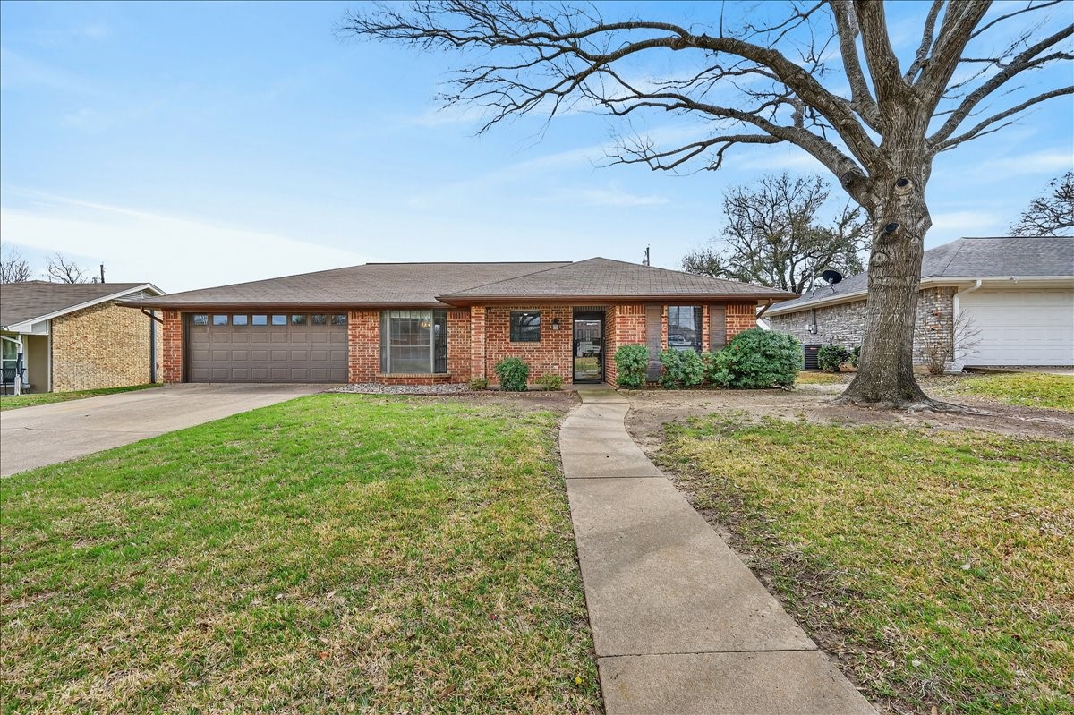 111 Blue Jay Street Stephenville TX 76401