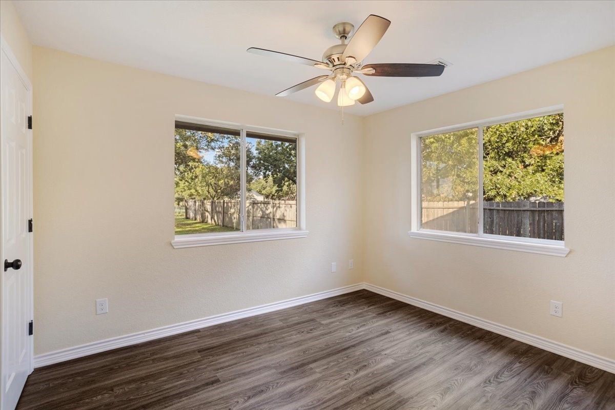 108 W College Street Leonard TX 75452