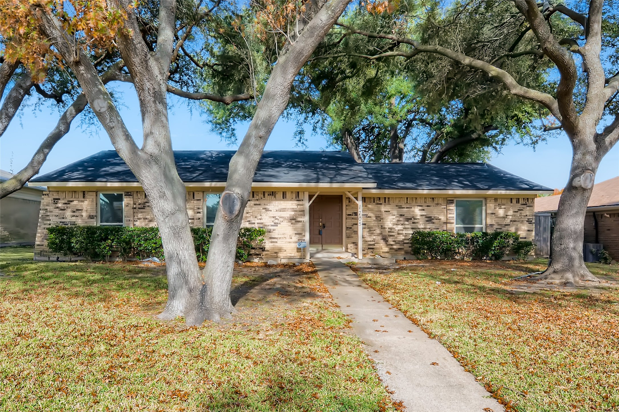 1705 Carol Stream Drive Richardson TX 75081