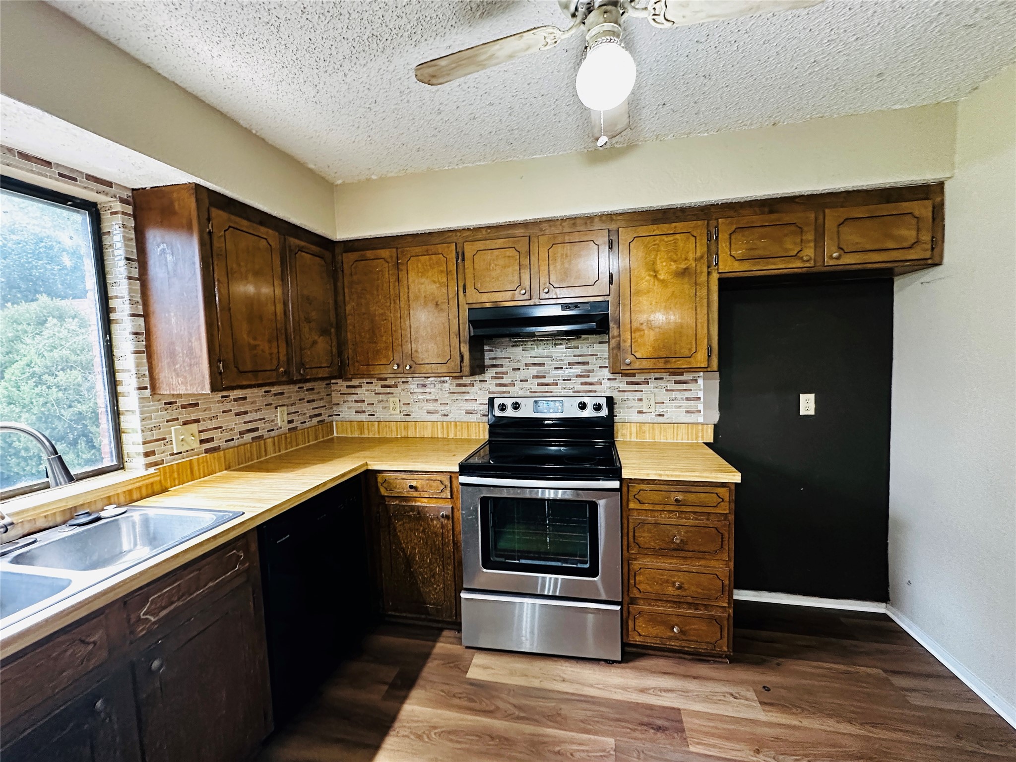 6741 Ridgetop Road North Richland Hills TX 76182