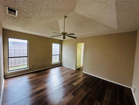 6741 Ridgetop Road North Richland Hills TX 76182