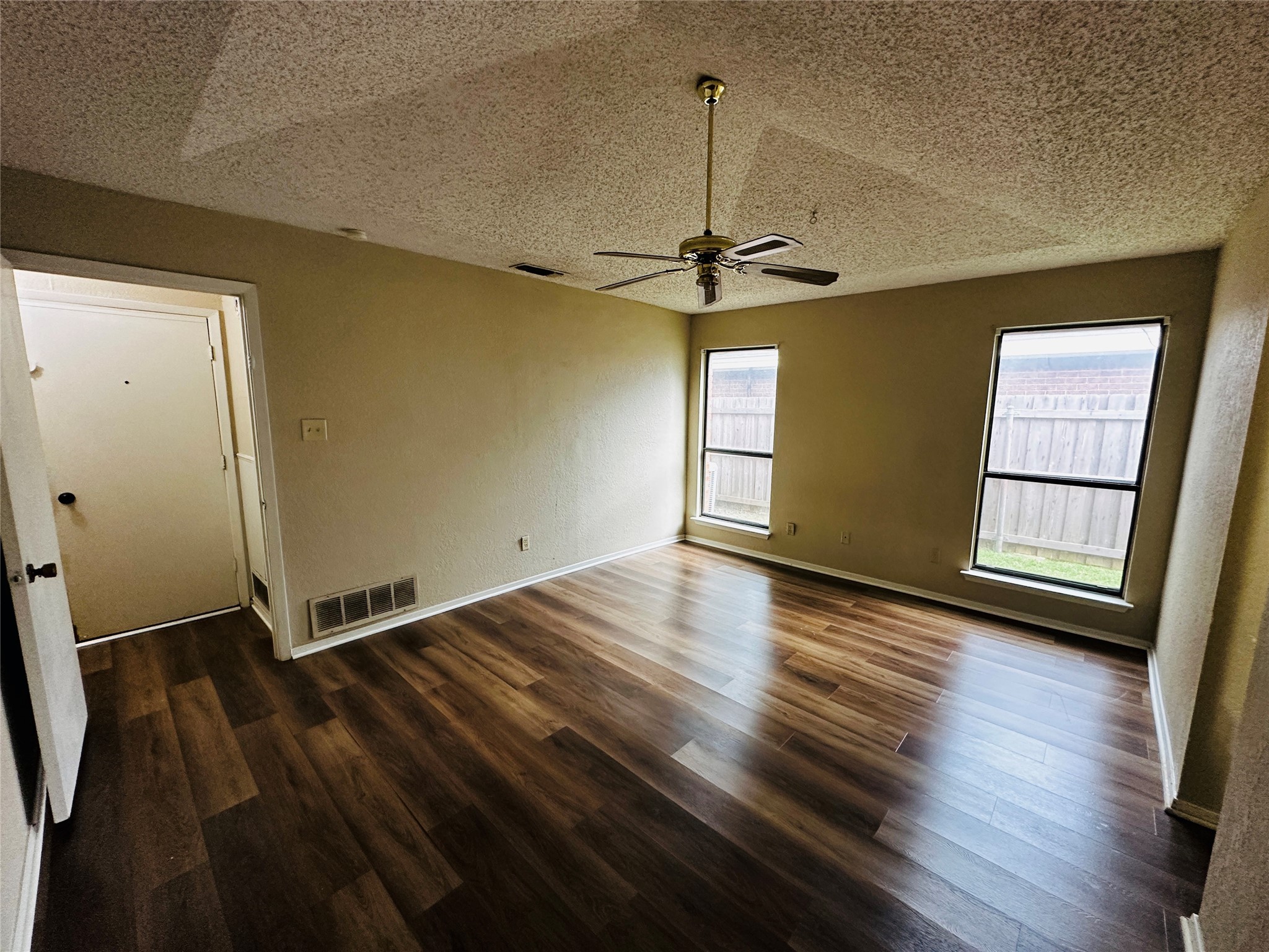 6741 Ridgetop Road North Richland Hills TX 76182