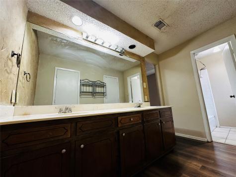 6741 Ridgetop Road North Richland Hills TX 76182