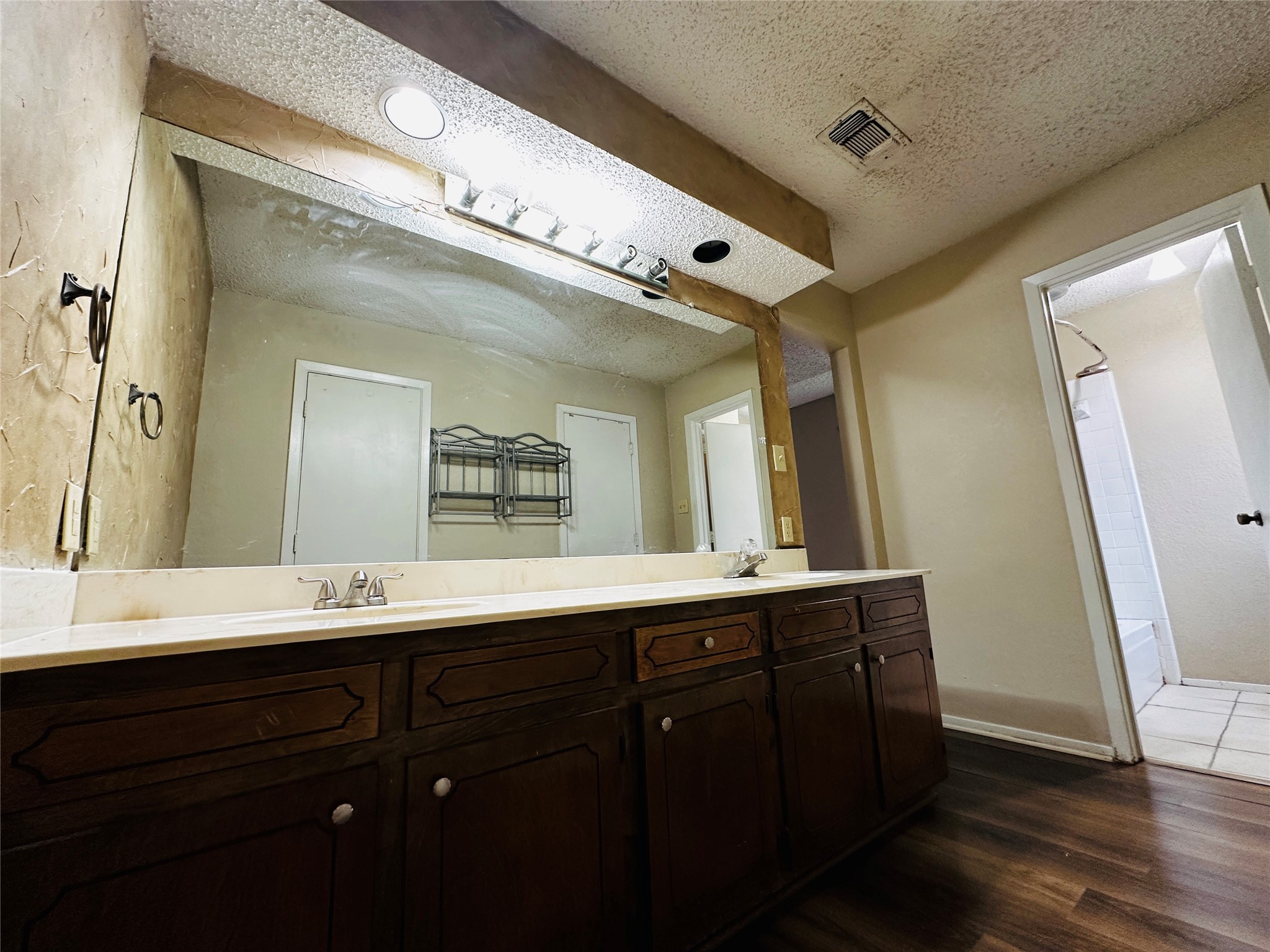 6741 Ridgetop Road North Richland Hills TX 76182
