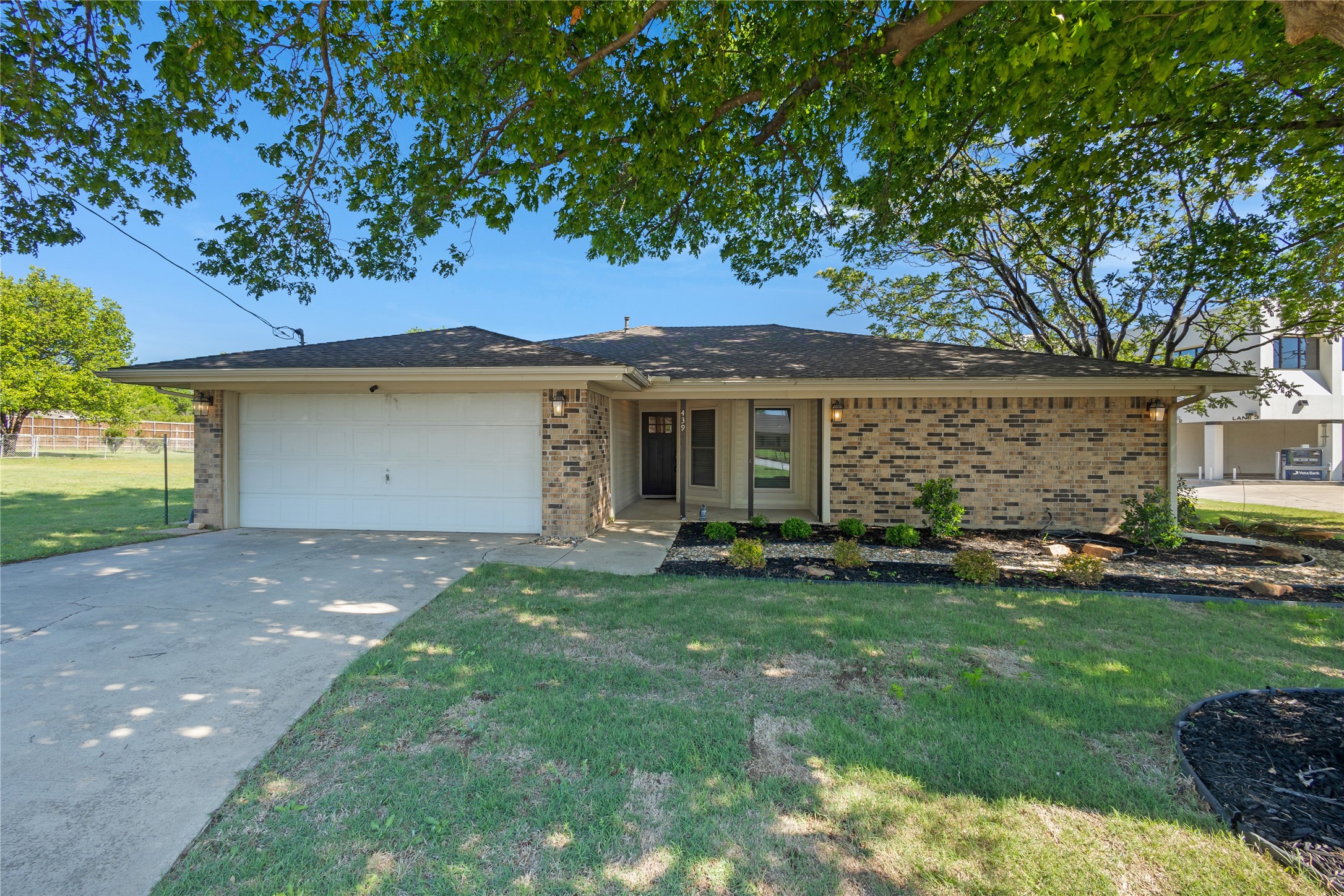 439 S Snyder Avenue Justin TX 76247