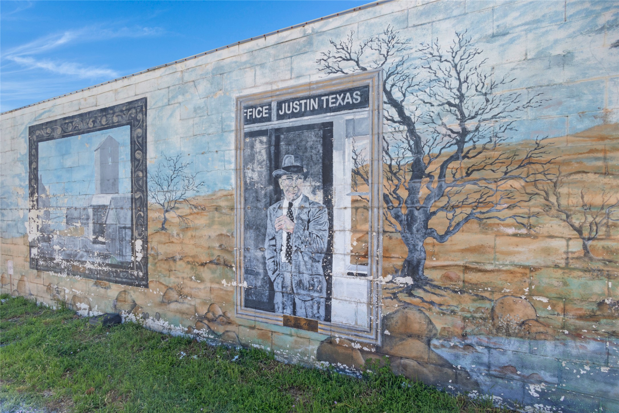 439 S Snyder Avenue Justin TX 76247