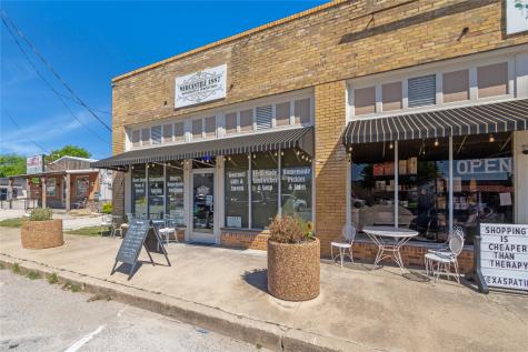 439 S Snyder Avenue Justin TX 76247