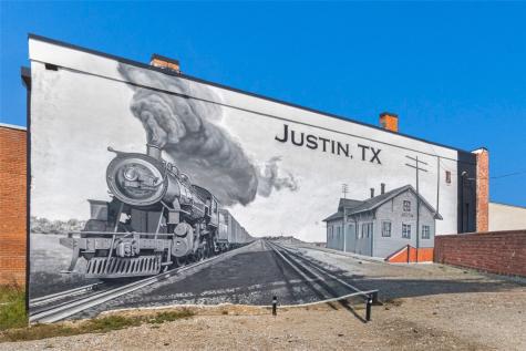 439 S Snyder Avenue Justin TX 76247