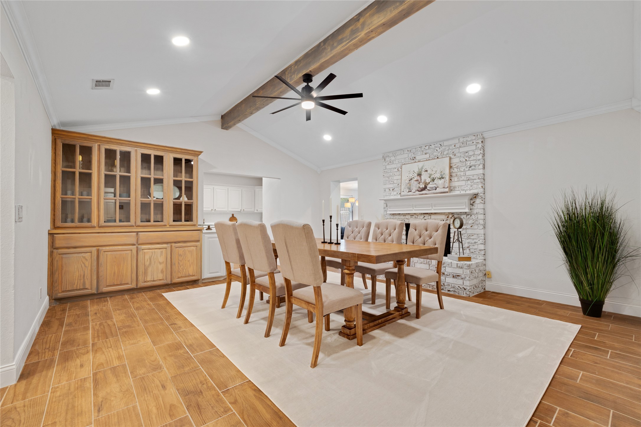 439 S Snyder Avenue Justin TX 76247