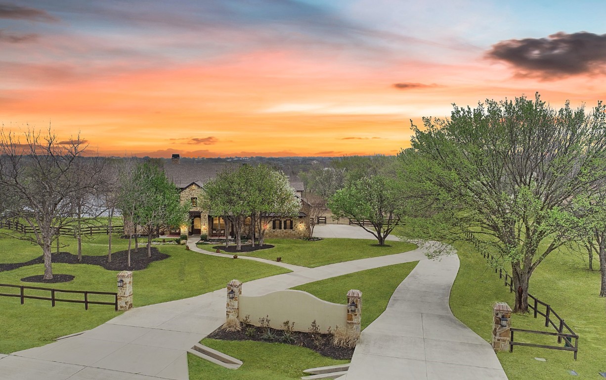 811 Caublestone Hill Drive Argyle TX 76226