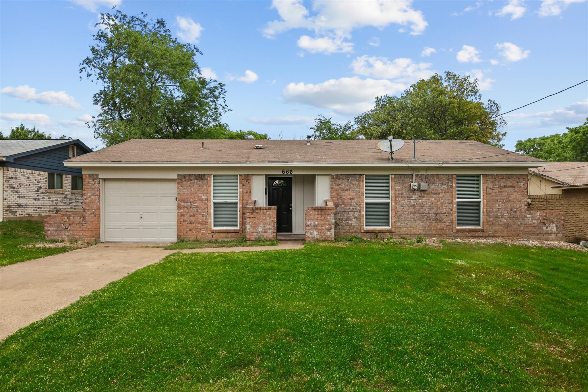 666 Lazy River Drive Duncanville TX 75116