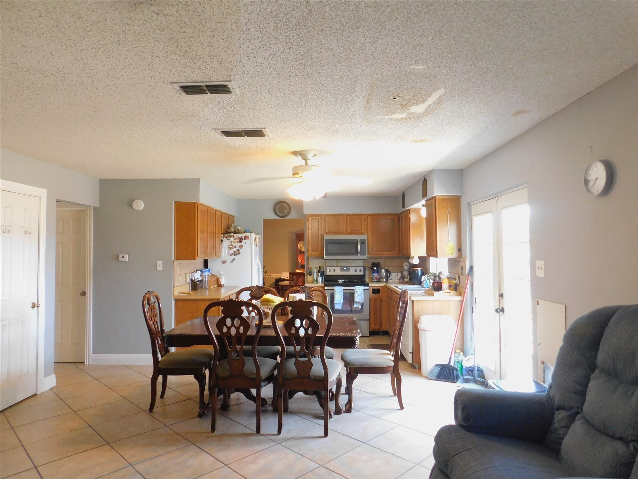 2630 Winslow Drive Grand Prairie TX 75052