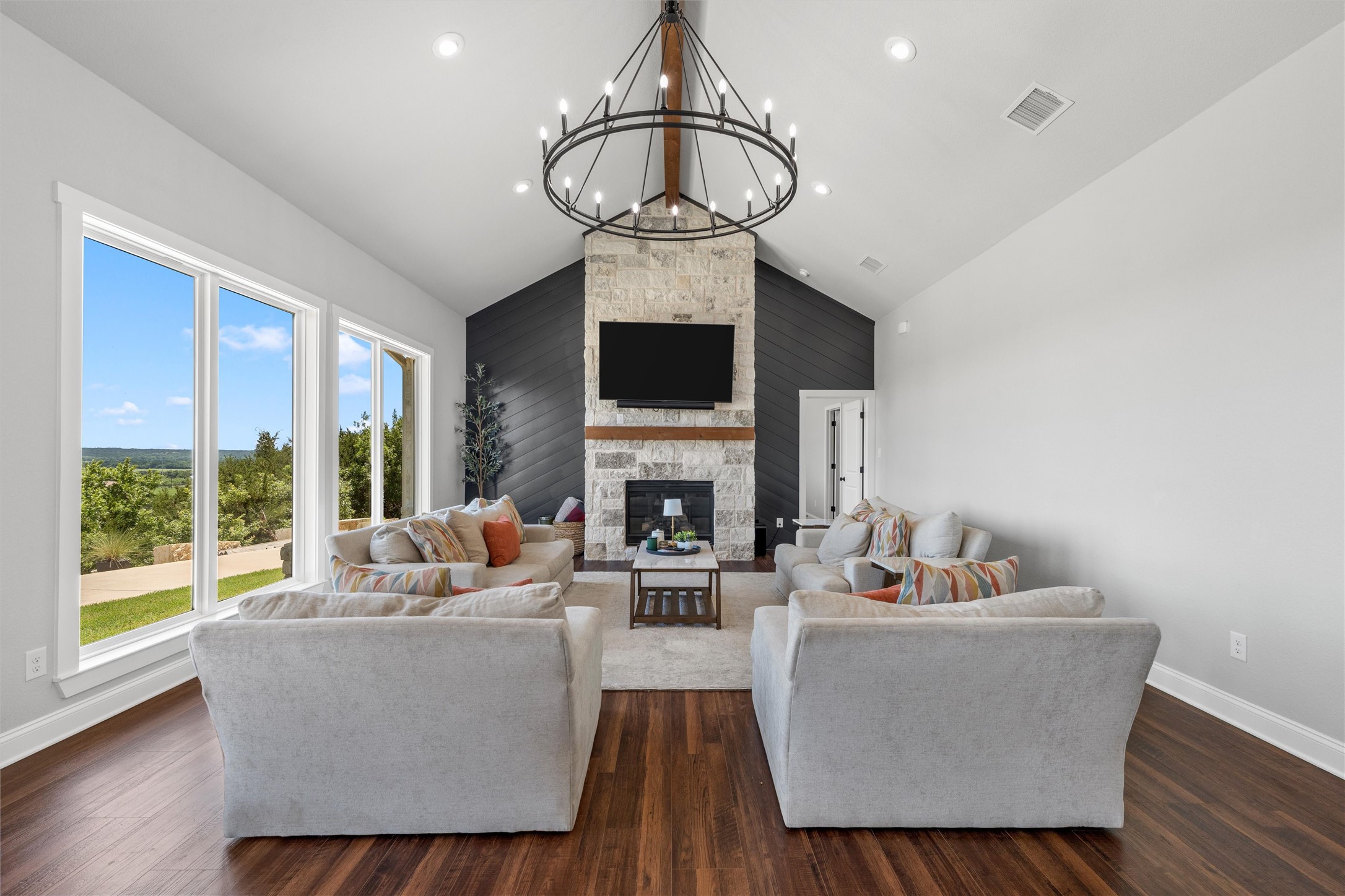 209 County Road 4275 Clifton TX 76634