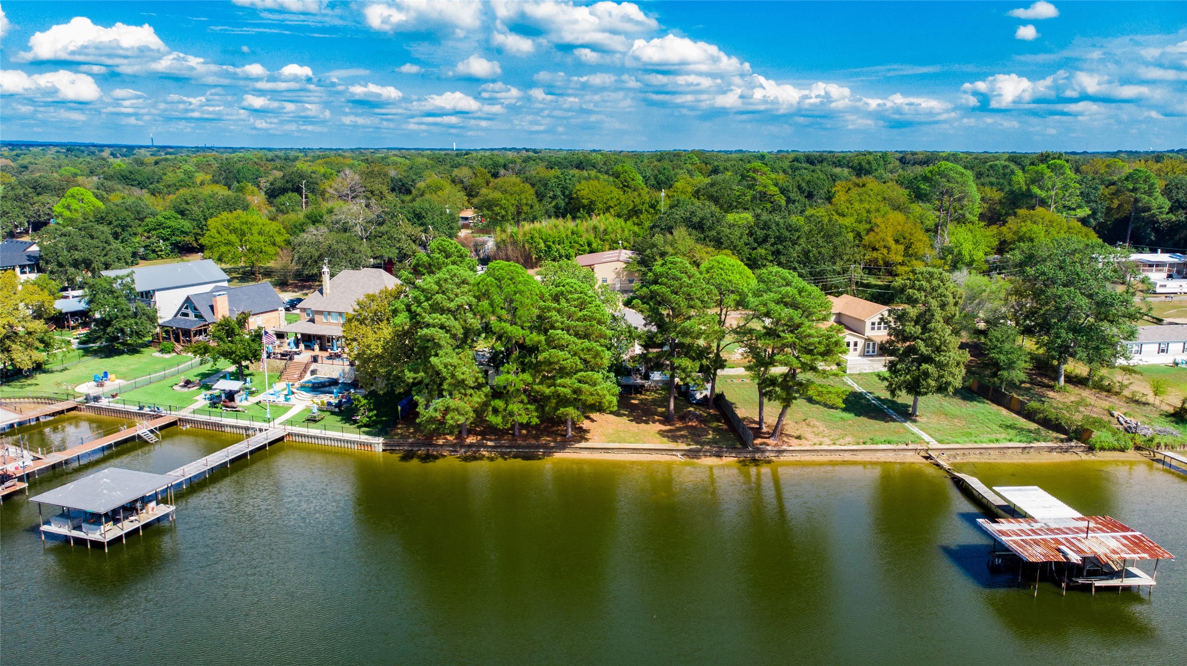 160 Oak Hills Drive Mabank TX 75156