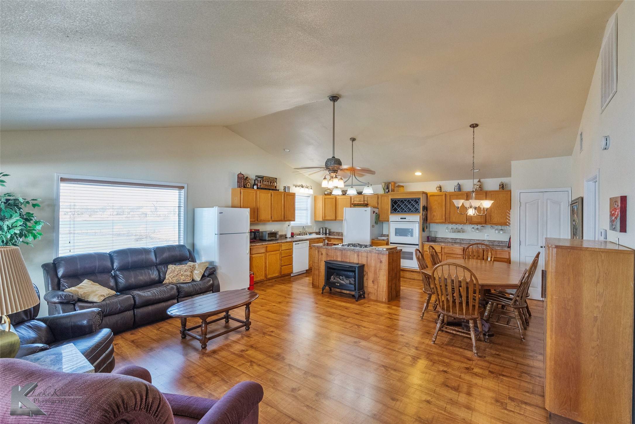 206 County Road 541 Eastland TX 76448