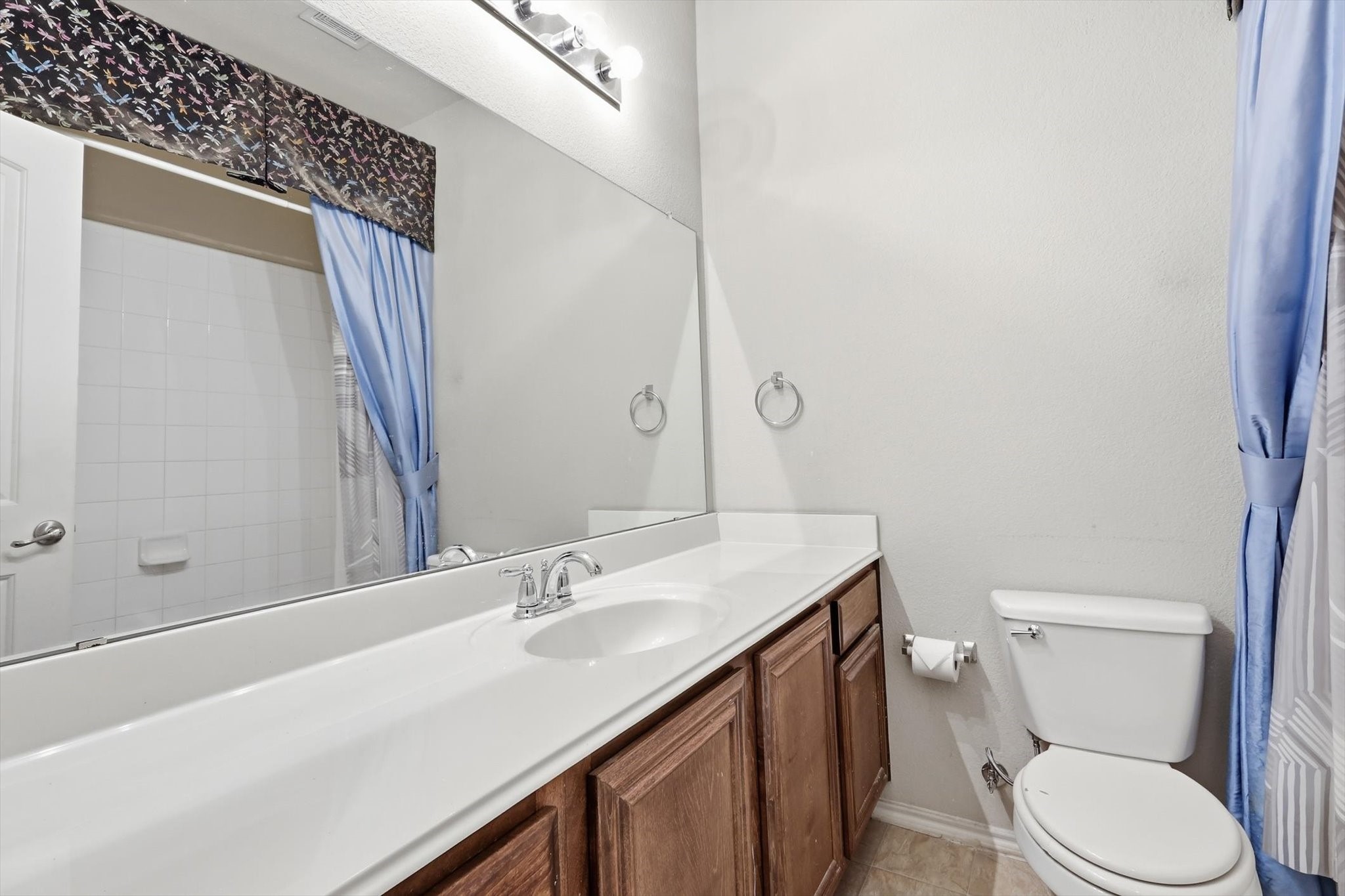 832 Clear Creek Drive Desoto TX 75115