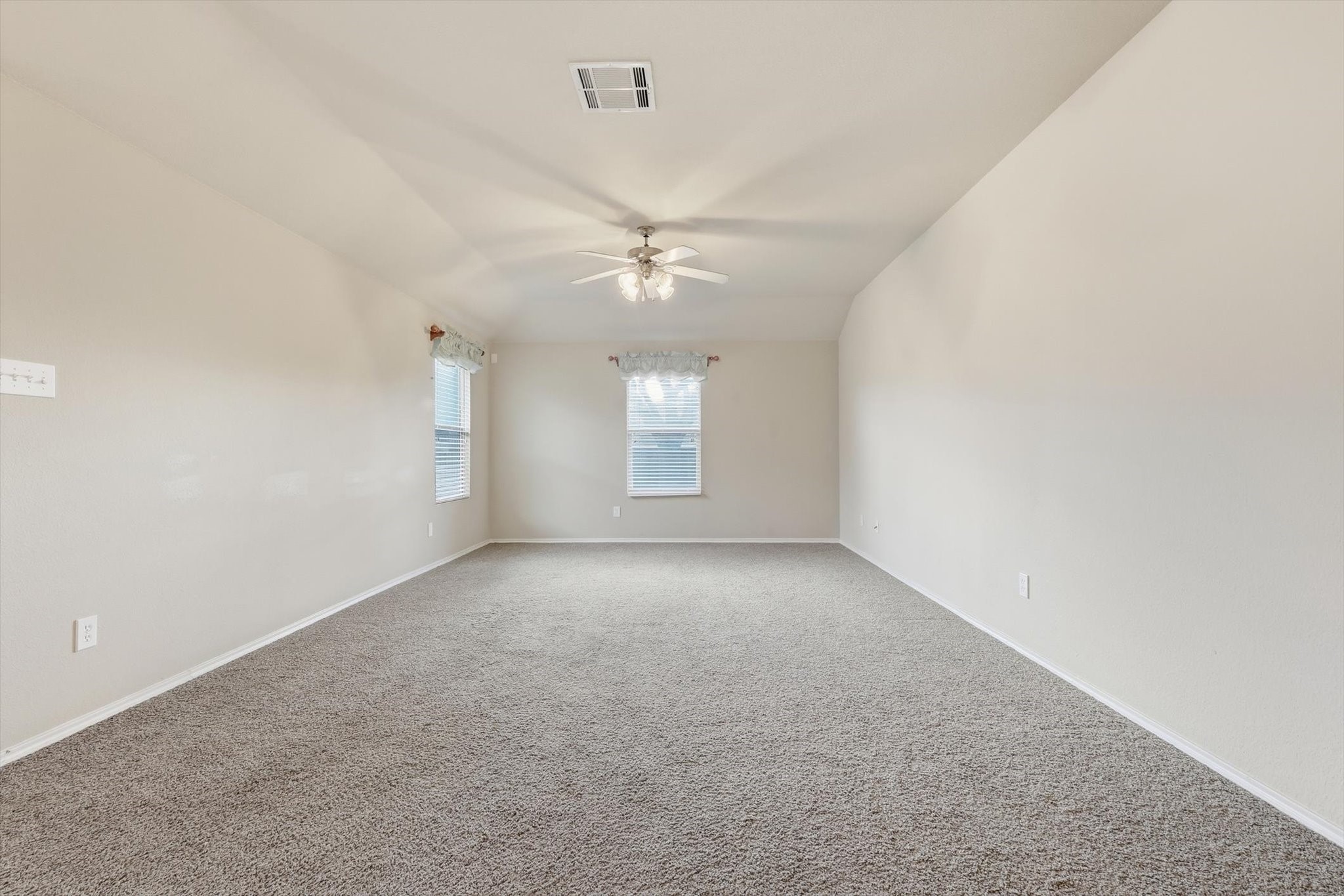 832 Clear Creek Drive Desoto TX 75115