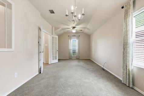 832 Clear Creek Drive Desoto TX 75115