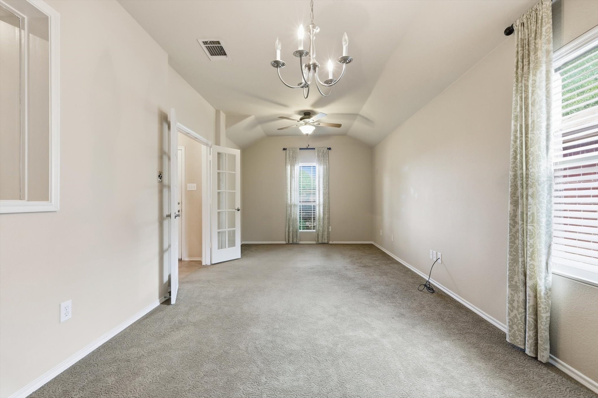 832 Clear Creek Drive Desoto TX 75115