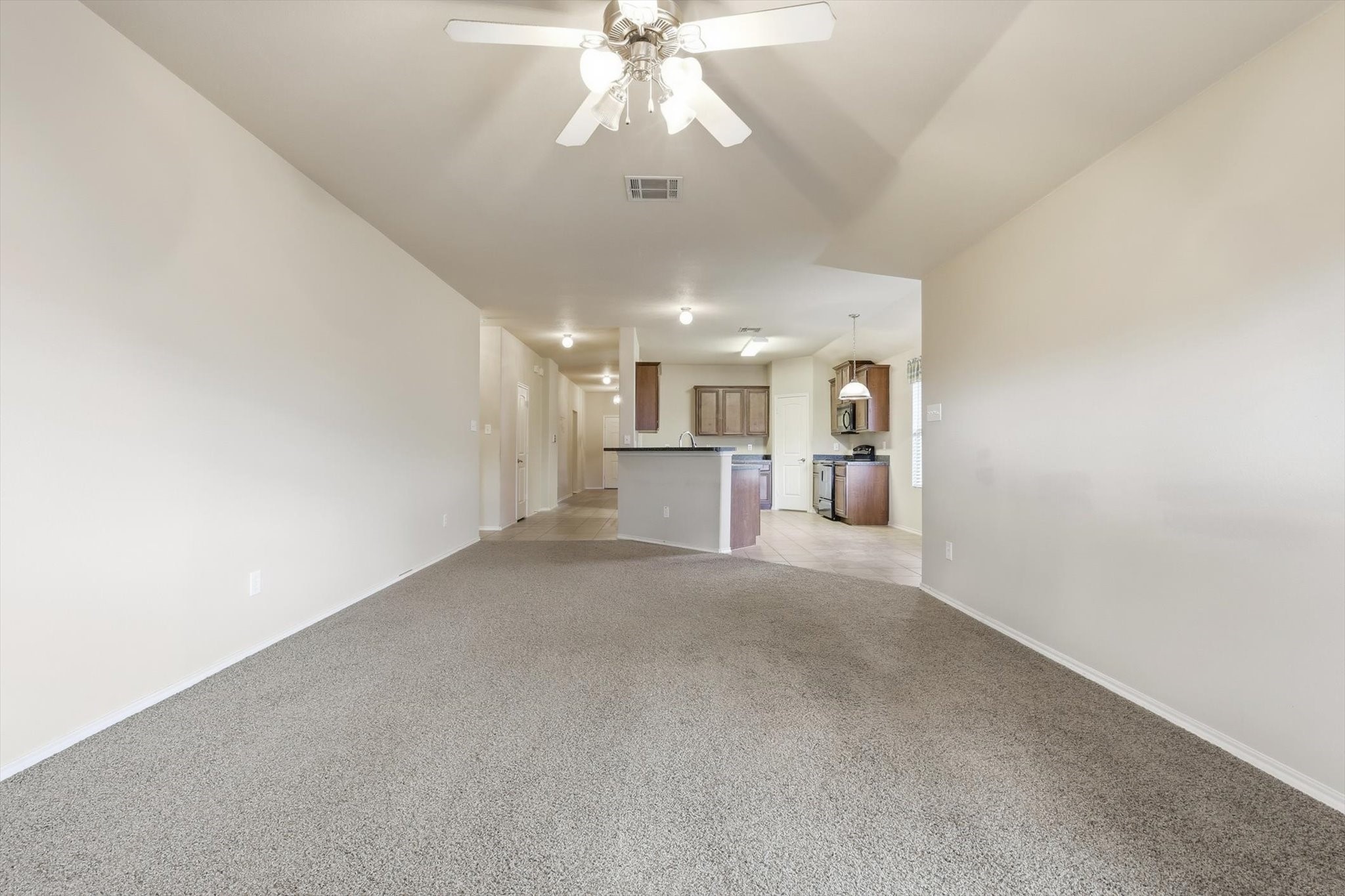 832 Clear Creek Drive Desoto TX 75115