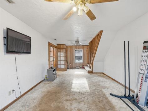 511 N Clay Street Henrietta TX 76365