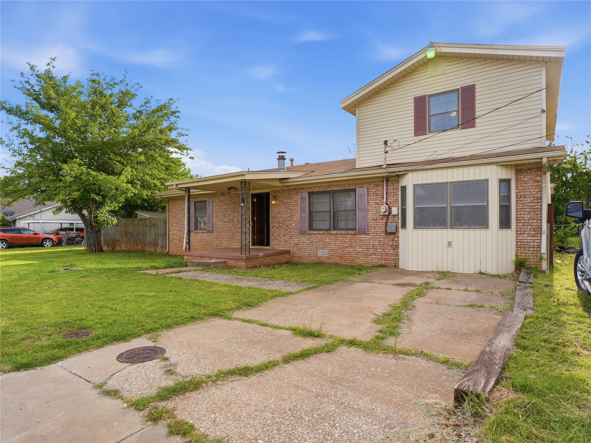 511 N Clay Street Henrietta TX 76365