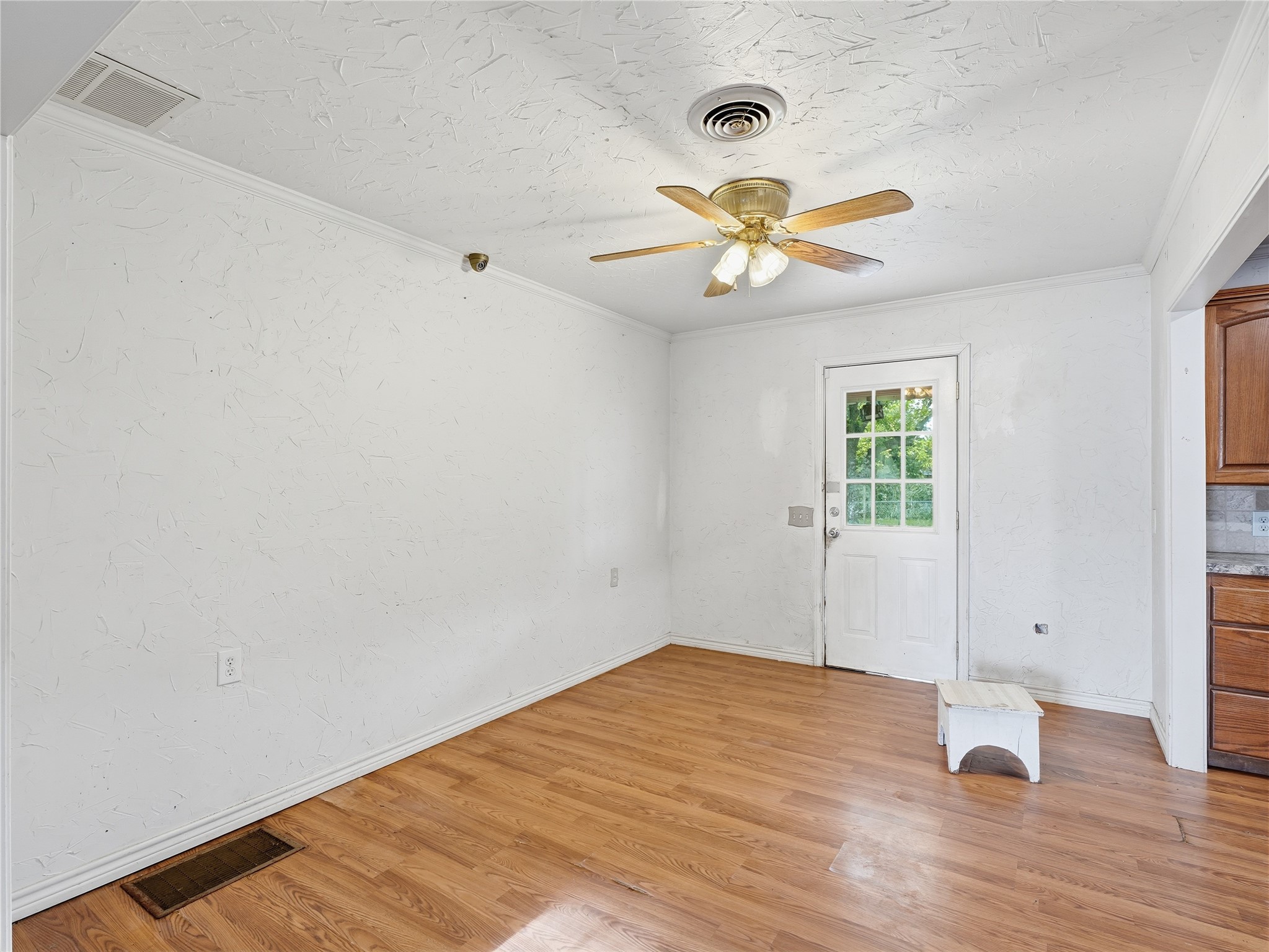 511 N Clay Street Henrietta TX 76365