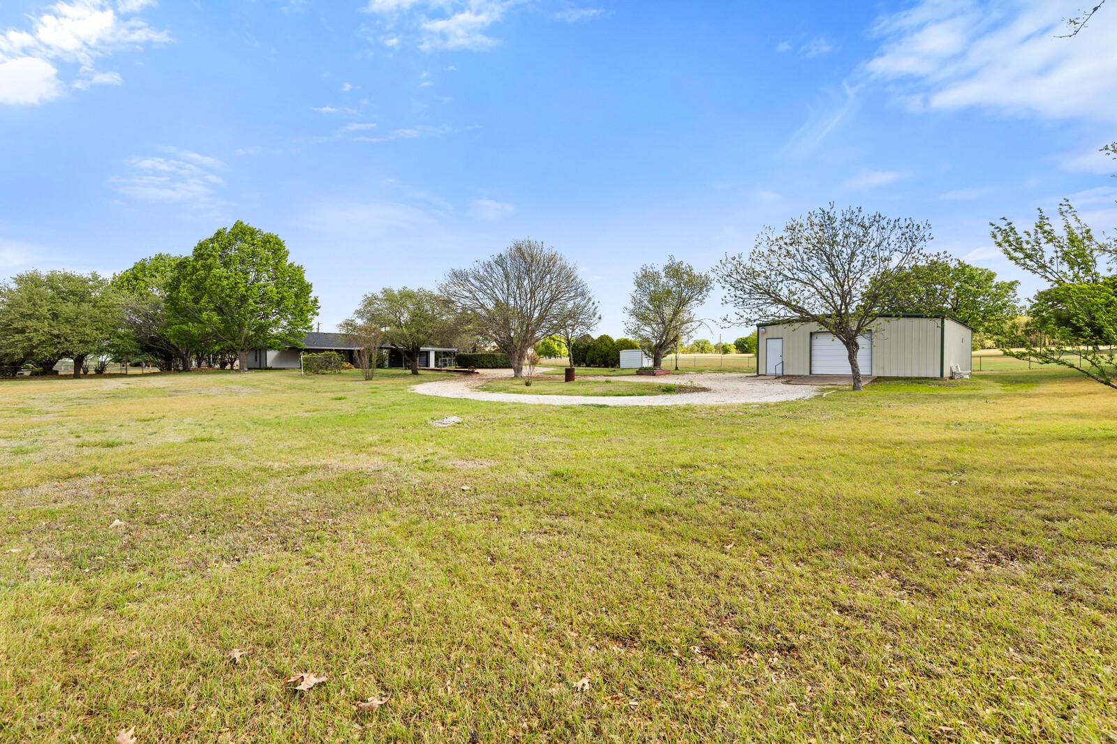 961 Shilling Drive Elm Mott TX 76640