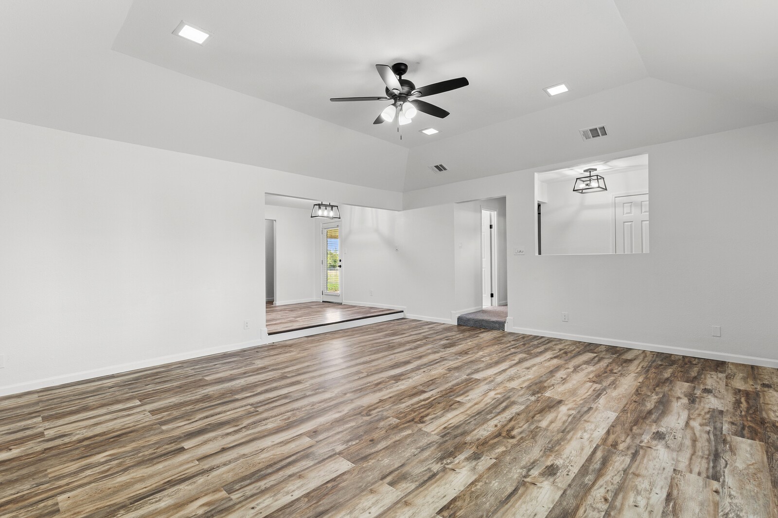 961 Shilling Drive Elm Mott TX 76640