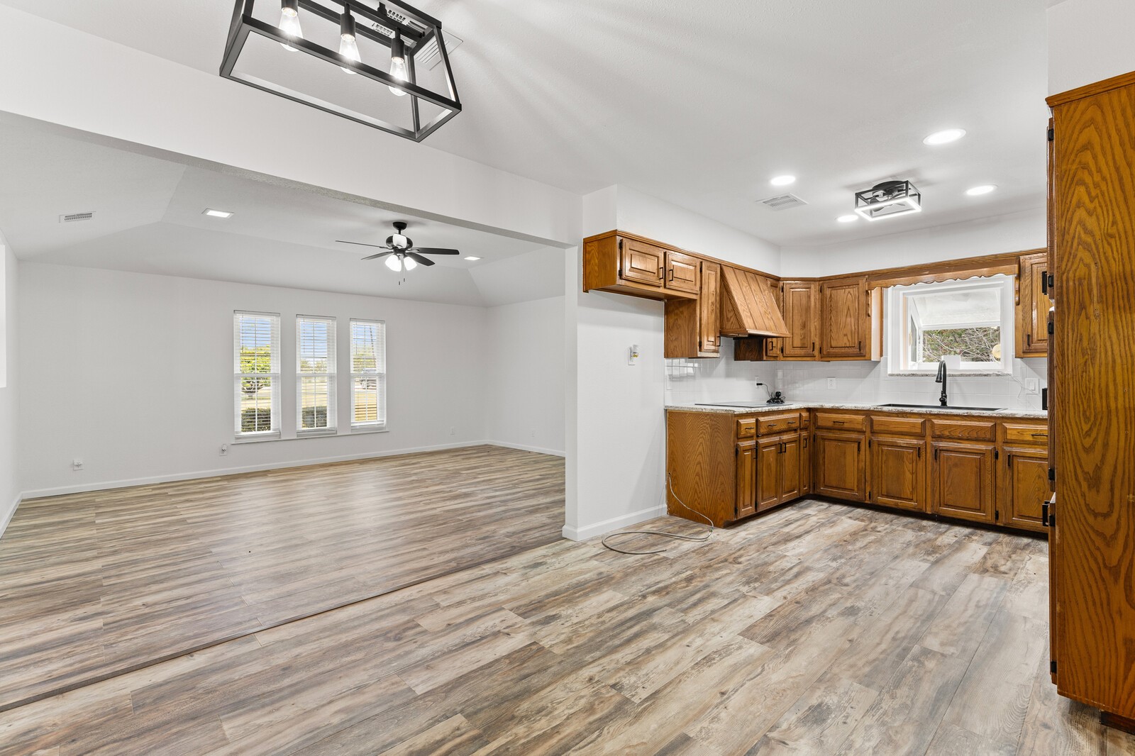 961 Shilling Drive Elm Mott TX 76640