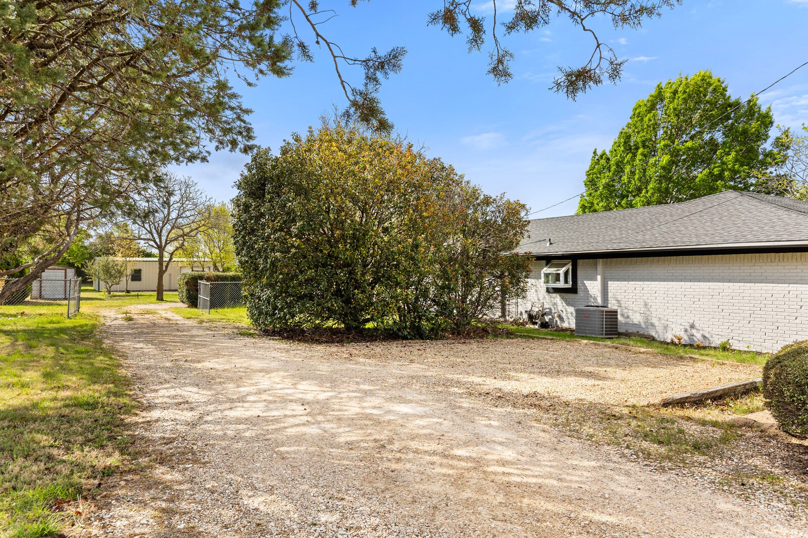 961 Shilling Drive Elm Mott TX 76640