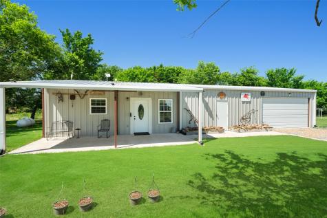 1071 County Road 1145 Ravenna TX 75476