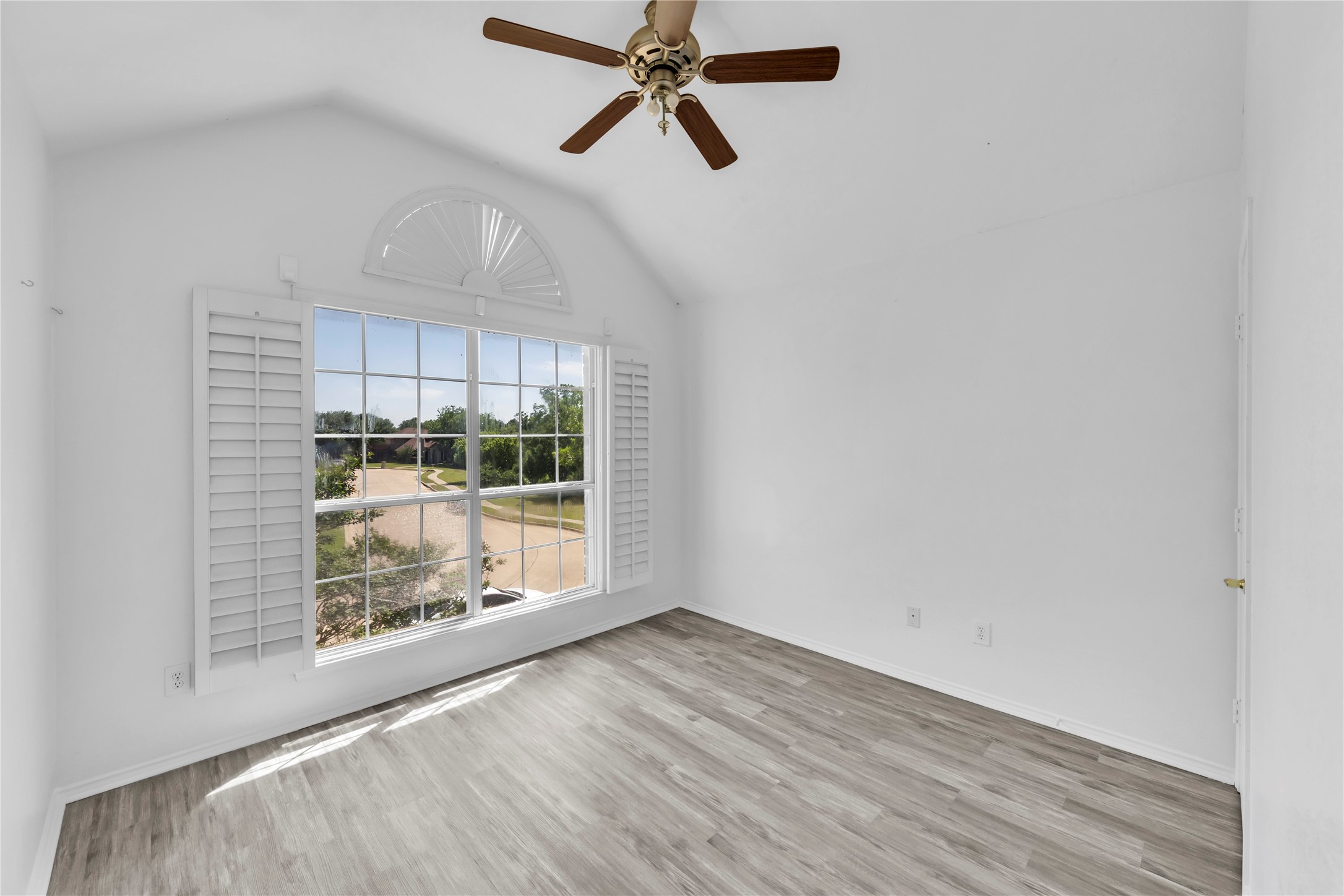 1372 Mae Drive Carrollton TX 75007