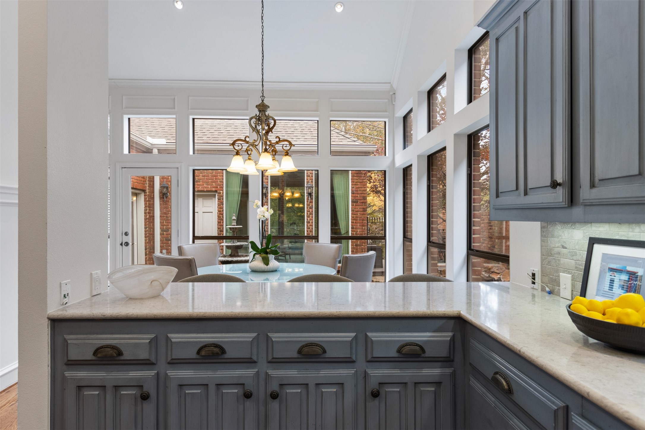 7 Queensview Court Dallas TX 75225