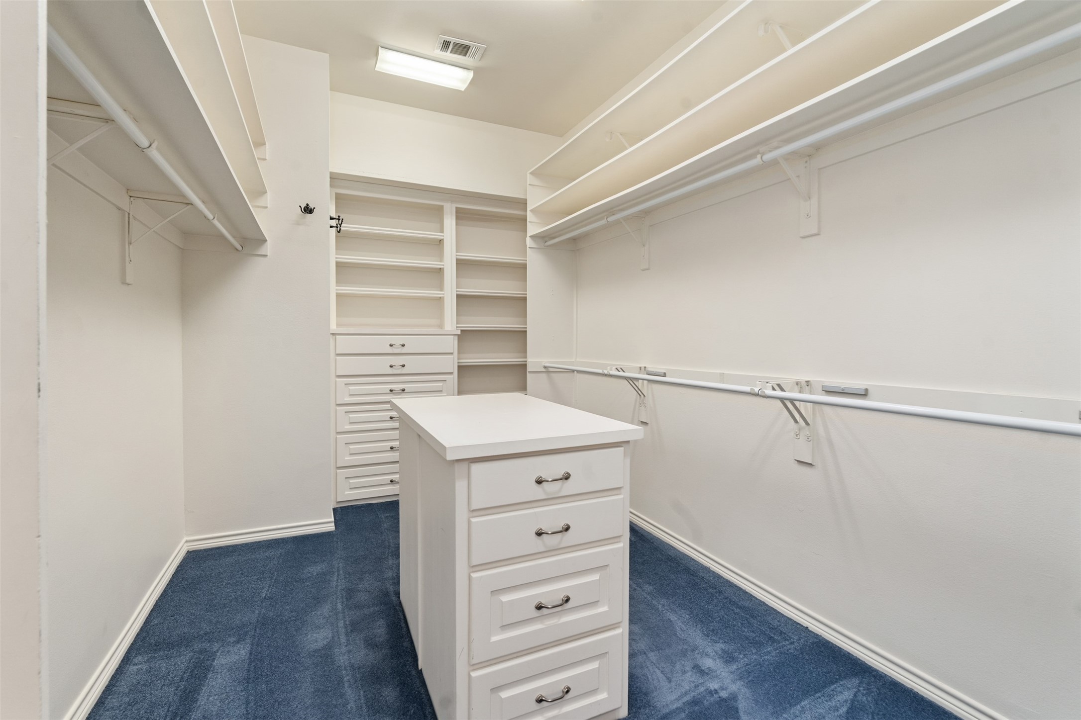 7 Queensview Court Dallas TX 75225