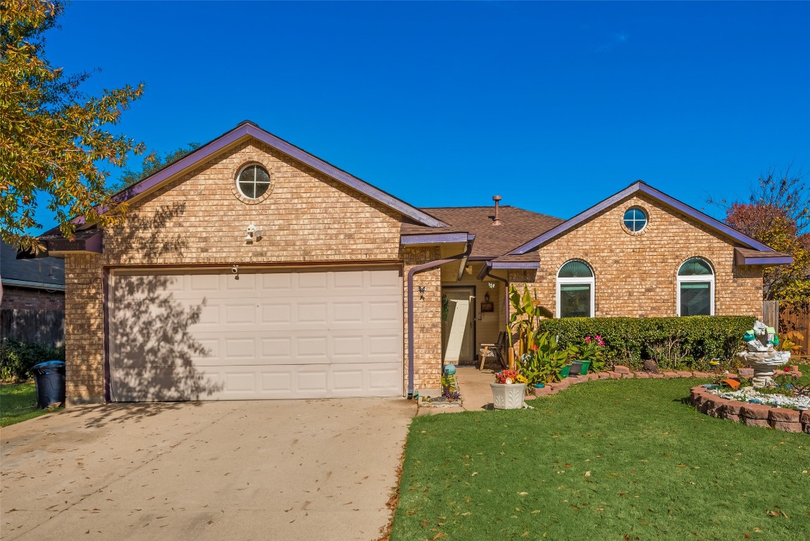 2814 White Oak Drive Grand Prairie TX 75052