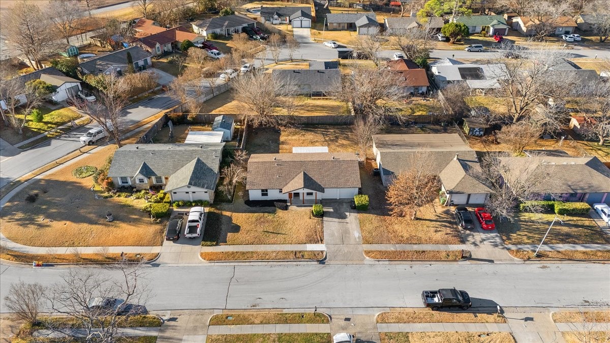 706 N Hunters Glen Circle Arlington TX 76015