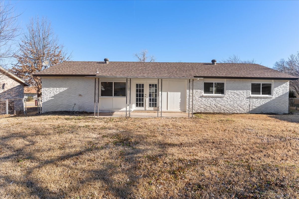706 N Hunters Glen Circle Arlington TX 76015