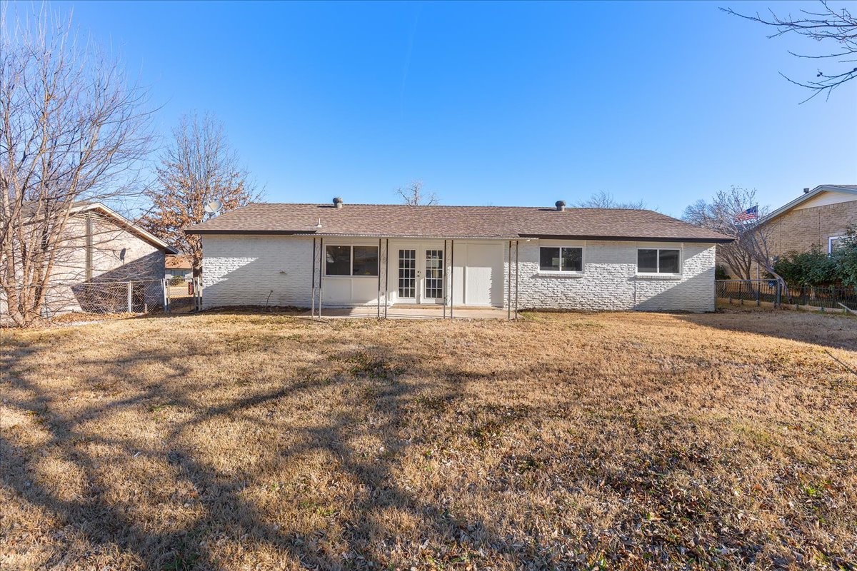 706 N Hunters Glen Circle Arlington TX 76015