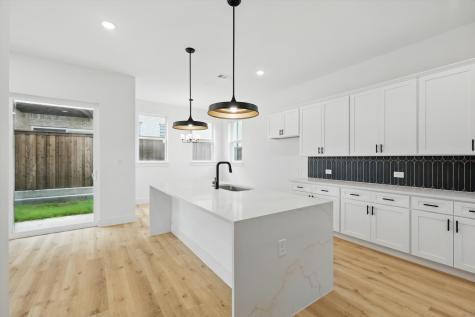 911 Banyan Tree Lane Richardson TX 75081