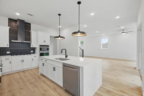 911 Banyan Tree Lane Richardson TX 75081