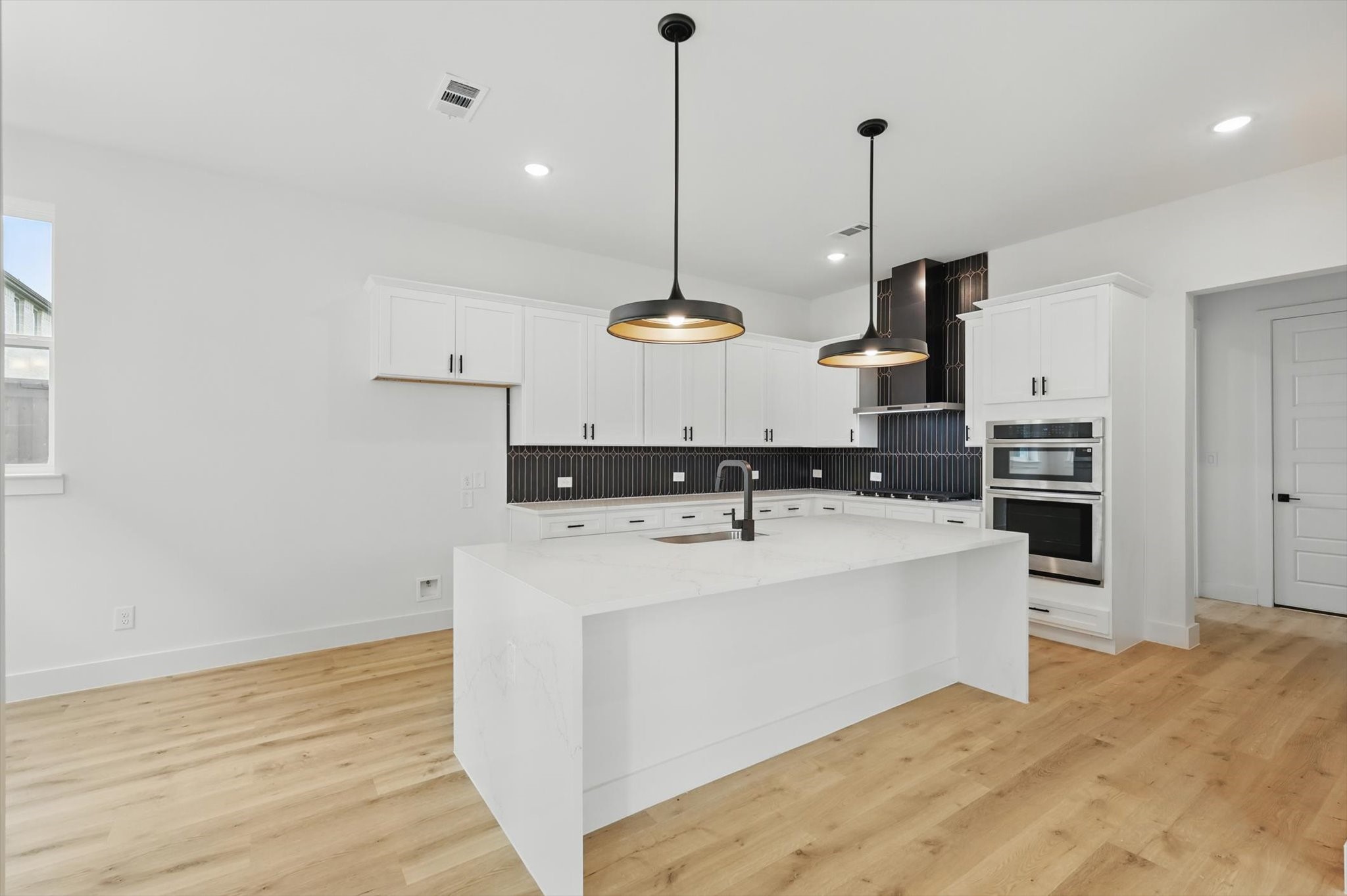 911 Banyan Tree Lane Richardson TX 75081